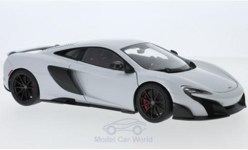 Coche miniatura McLaren 675 1/18 AUTOart LT blanco 2016 McLaren 675 1/18 AUTOart LT blanco 2016 coche miniatura