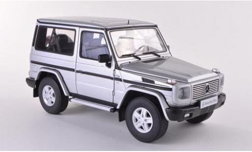 Mercedes Classe G 1/18 AUTOart G 500 (W461) SWB silber 1998 1:18 coche miniatura