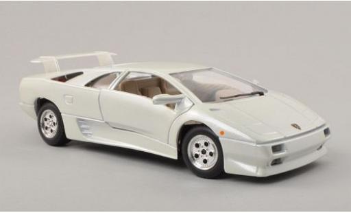Lamborghini Diablo 1/24 Burago metalico blanco coche miniatura