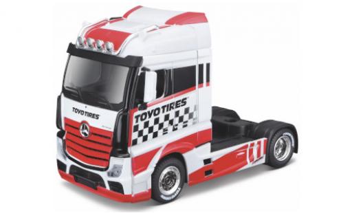 Coche miniatura Mercedes Actros 1/43 Burago Gigaspace Custom blanco/Dekor Toyo Tires 2020 Mercedes Actros 1/43 Burago Gigaspace Custom blanco/Dekor Toyo Tires 2020 coche miniatura