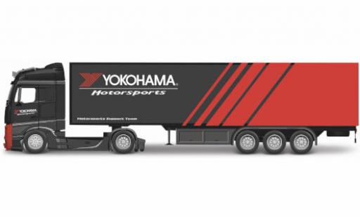 Coche miniatura Mercedes Actros 1/43 Burago Gigaspace negro/rojo Yokohama Motorsports Koffersattelzug Motorsports Support Team Mercedes Actros 1/43 Burago Gigaspace negro/rojo Yokohama Motorsports Koffersattelzug Motorsports Support Team coche miniatura