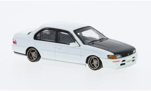 Toyota Corolla 1/64 BM Creations (AE100) blanche 1996 coche miniatura