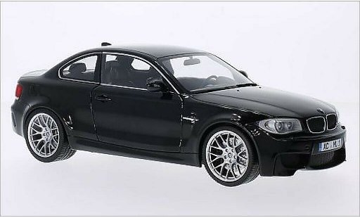 Bmw 1M coupe 1/18 Minichamps metalico negro 2011 E82 coche miniatura