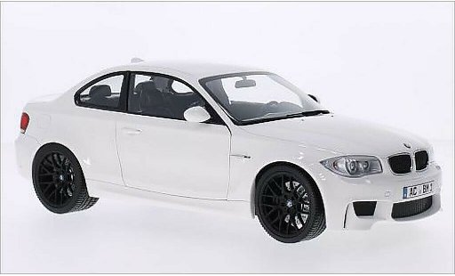 Bmw 1M coupe 1/18 Minichamps blanco 2011 E82 coche miniatura