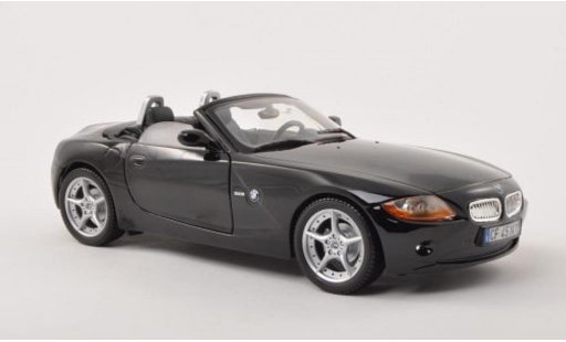 Bmw Z4 roadster 1/18 Burago E85 negro capota geoffnet 2003 coche miniatura