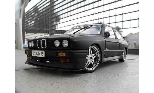 Bmw M3 coupe 1/18 Minichamps E30 negro echappement inox nos coche miniatura