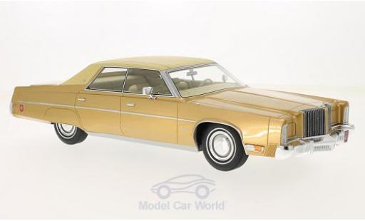 Chrysler Imperial 1/18 BoS Models LeBaron gold/beige 1975 coche miniatura