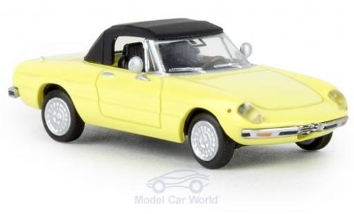 Coche miniatura Alfa Romeo Spider 1/87 Brekina amarillo 1969 geschlossen TD Alfa Romeo Spider 1/87 Brekina amarillo 1969 geschlossen TD coche miniatura