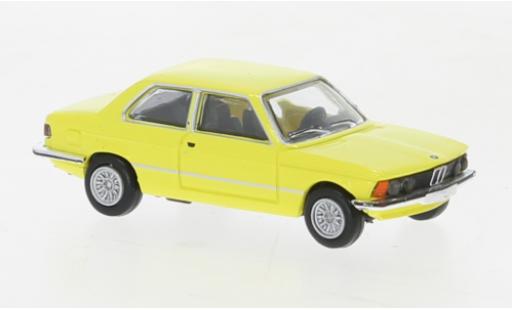 Coche miniatura Bmw 323 1/87 Brekina i amarillo clair 1975 Bmw 323 1/87 Brekina i amarillo clair 1975 coche miniatura