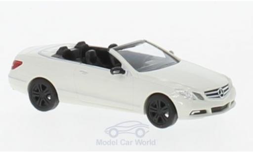 Coche miniatura Mercedes Classe E 1/87 Busch Cabriolet Sport (A 207) blanco 2010 Mercedes Classe E 1/87 Busch Cabriolet Sport (A 207) blanco 2010 coche miniatura