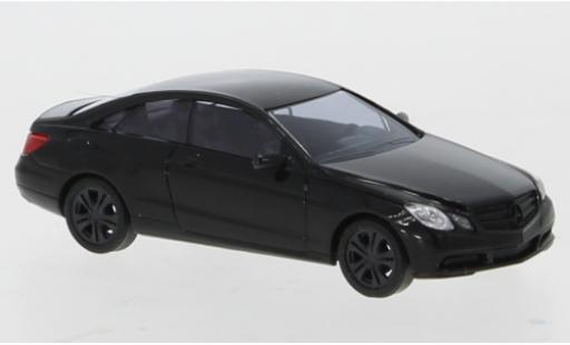 Coche miniatura Mercedes Classe E 1/87 Busch Coupe (C207) negro 2009 Black Edition Mercedes Classe E 1/87 Busch Coupe (C207) negro 2009 Black Edition coche miniatura