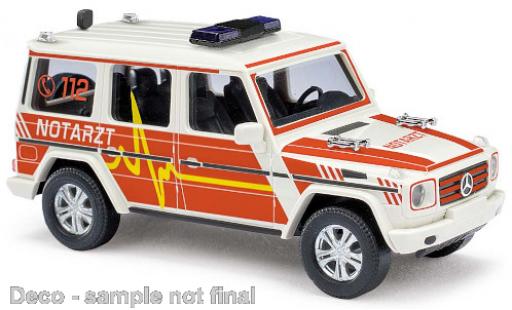 Coche miniatura Mercedes Classe G 1/87 Busch Notarzt 1990 Mercedes Classe G 1/87 Busch Notarzt 1990 coche miniatura