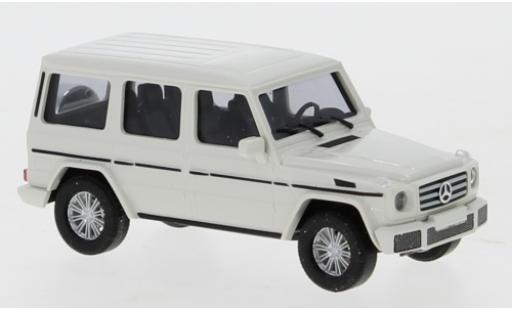 Coche miniatura Mercedes Classe G 1/87 Busch (W463) blanco avec plus Stoßstange Mercedes Classe G 1/87 Busch (W463) blanco avec plus Stoßstange coche miniatura