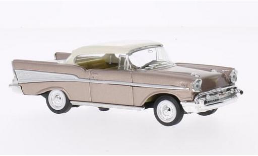 Coche miniatura Chevrolet Bel Air 1/43 Lucky Die Cast rosa Lucky Die Cas 1:43 Chevrolet Bel Air 1/43 Lucky Die Cast rosa Lucky Die Cas 1:43 coche miniatura