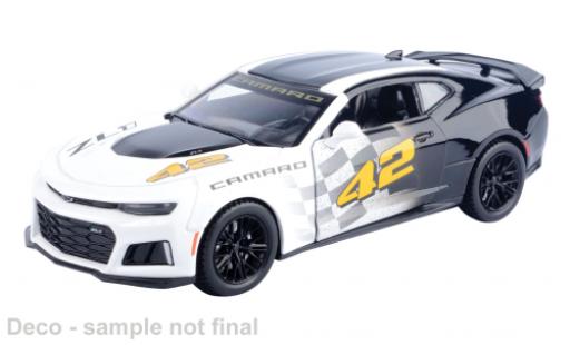 Chevrolet Camaro 1/24 Motormax ZL1 weiss/schwarz 1:24 coche miniatura