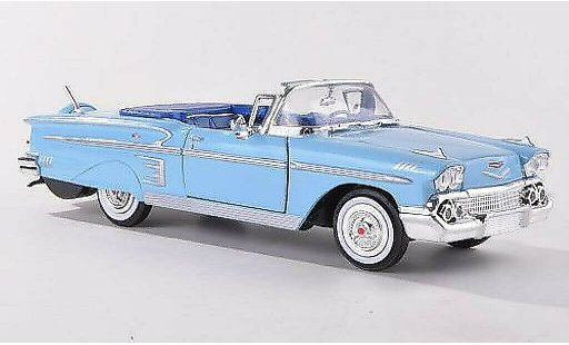 Chevrolet Impala Convertible 1/24 Motormax azul 1958 coche miniatura