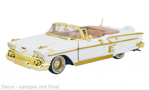 Chevrolet Impala 1/24 Motormax weiss/gold 1958 1:24 coche miniatura