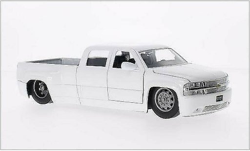 Chevrolet Silverado pickup 1/24 Jada Toys Dooley blanco 1999 coche miniatura