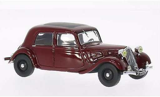 Citroen Traction 7 1/43 IXO 7A rojo 1934 coche miniatura