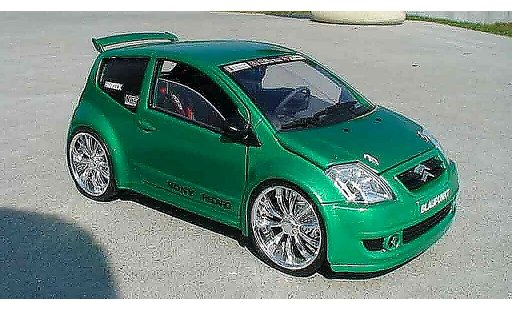 Citroen C2 tuning 1/18 Solido vts jantes 18 pouces coche miniatura