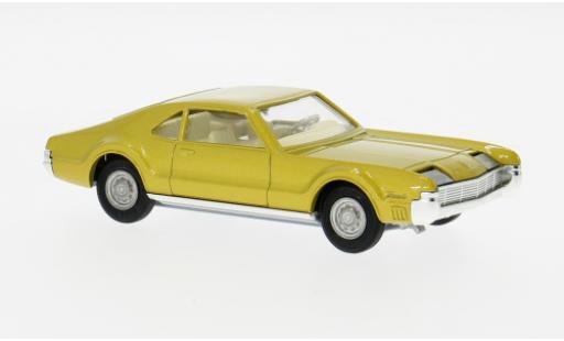 Oldsmobile Toronado 1/50 Corgi gelb 1967 1:50 coche miniatura