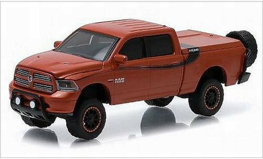 Dodge RAM pickup 1/64 Greenlight 1500 Sport metalico marron/negro 2014 coche miniatura