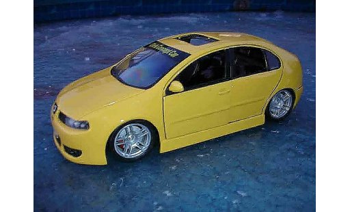 Seat Leon Cupra 1/18 Burago r coche miniatura