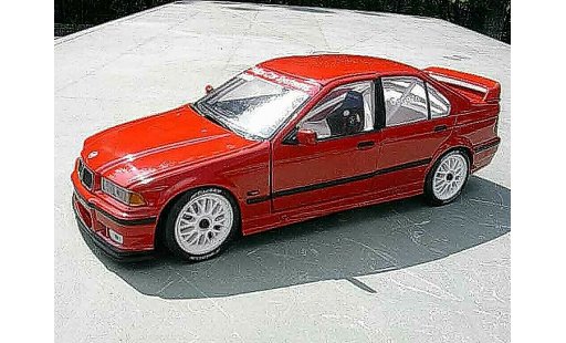 Bmw 318 tuning 1/18 Ut Models E36 1996 street racing arceau baquet coche miniatura