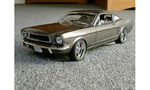 Ford Mustang Fastback 1/18 Jouef coupe coche miniatura
