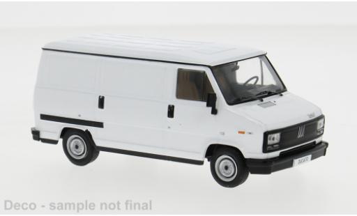 Fiat Ducato 1/43 IXO weiss 1:43 coche miniatura