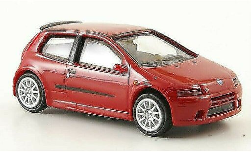 Fiat Punto Berlina 1/87 Ricko rojo 2003 coche miniatura
