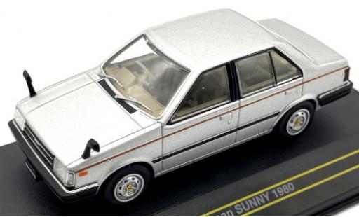 Coche miniatura Nissan Sunny 1/43 First 43 Models gris/Dekor RHD 1980 Nissan Sunny 1/43 First 43 Models gris/Dekor RHD 1980 coche miniatura
