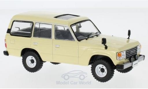 Coche miniatura Toyota Land Cruiser 1/43 First 43 Models LC60 beige RHD 1982 Toyota Land Cruiser 1/43 First 43 Models LC60 beige RHD 1982 coche miniatura