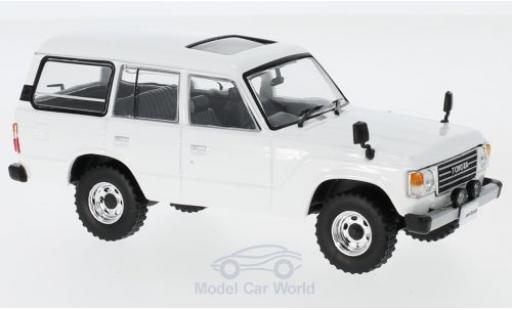Coche miniatura Toyota Land Cruiser 1/43 First 43 Models LC60 blanco RHD 1982 Toyota Land Cruiser 1/43 First 43 Models LC60 blanco RHD 1982 coche miniatura