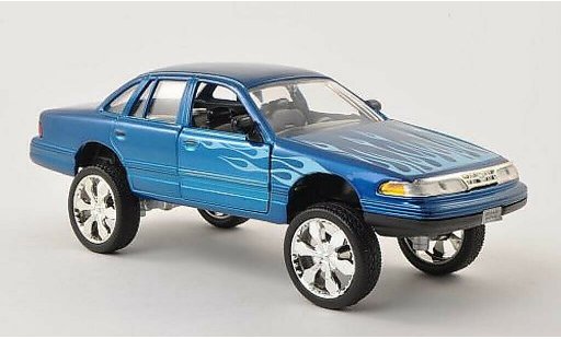 Ford Crown Victoria 1/24 Motormax Tuning azul con Dekor 1998 coche miniatura