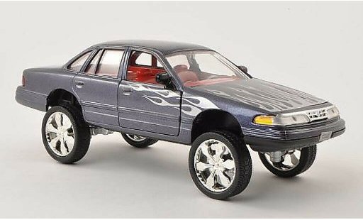 Ford Crown Victoria 1/24 Motormax Tuning antracita con Dekor 2001 coche miniatura