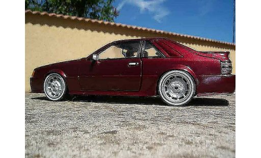 Ford Mustang SVO 1/18 Welly rojo coche miniatura