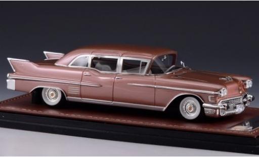 Cadillac Fleetwood 1/43 GLM 75 Sedan metalico rosa 1958 coche miniatura