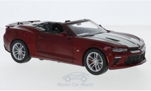 Chevrolet Camaro SS 1/24 Greenlight SS Convertible metalico rojo/gris 2017 coche miniatura