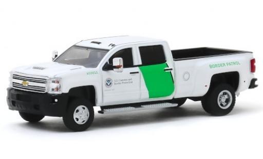 Chevrolet Silverado 1/64 Greenlight 3500HD U.S. Border Patrol 2018 coche miniatura