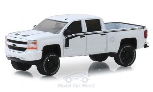 Coche miniatura Chevrolet Silverado 1/64 Greenlight Rally 2 blanco/negro 2017 Chevrolet Silverado 1/64 Greenlight Rally 2 blanco/negro 2017 coche miniatura