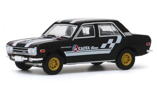Datsun 510 1/64 Greenlight 4-Door Sedan negro/Dekor Caltex 1971 coche miniatura
