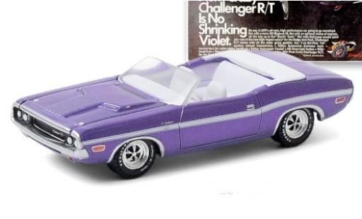 Dodge Challenger 1/64 Greenlight R/T HEMI Convertible metalico lila/blanco 1970 coche miniatura