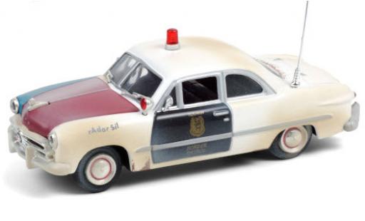 Ford Custom 1/43 Greenlight Club Coupe Tijuana Border Patrol 1949 avec Einsatzspuren coche miniatura