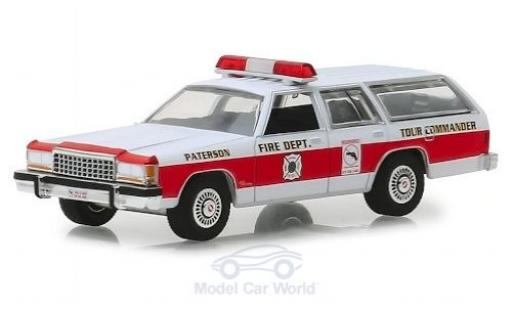 Ford LTD 1/64 Greenlight Crown Victoria Wagon Paterson Fire Department 1985 coche miniatura