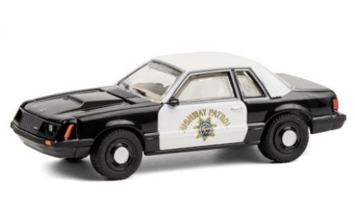 Ford Mustang 1/64 Greenlight SSP California Highway Patrol 1982 coche miniatura