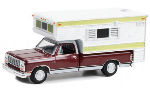 Coche miniatura Dodge RAM 1/64 Greenlight D-250 royal metallise rouge foncé 1981 Dodge RAM 1/64 Greenlight D-250 royal metallise rouge foncé 1981 coche miniatura