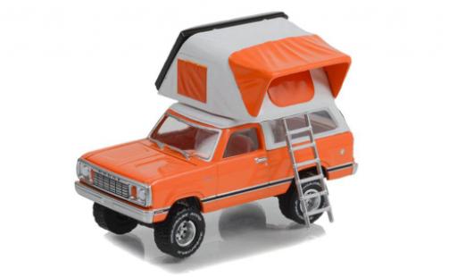 Dodge RAM 1/64 Greenlight Ramcharger SE naranja/blanche 1977 coche miniatura