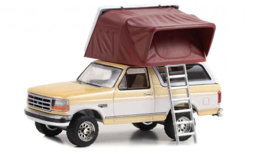 Coche miniatura Ford Bronco 1/64 Greenlight XLT beige/blanche 1996 Ford Bronco 1/64 Greenlight XLT beige/blanche 1996 coche miniatura