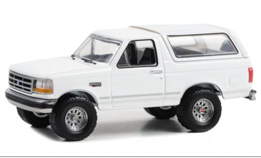 Coche miniatura Ford Bronco 1/64 Greenlight XLT blanche 1993 Ford Bronco 1/64 Greenlight XLT blanche 1993 coche miniatura